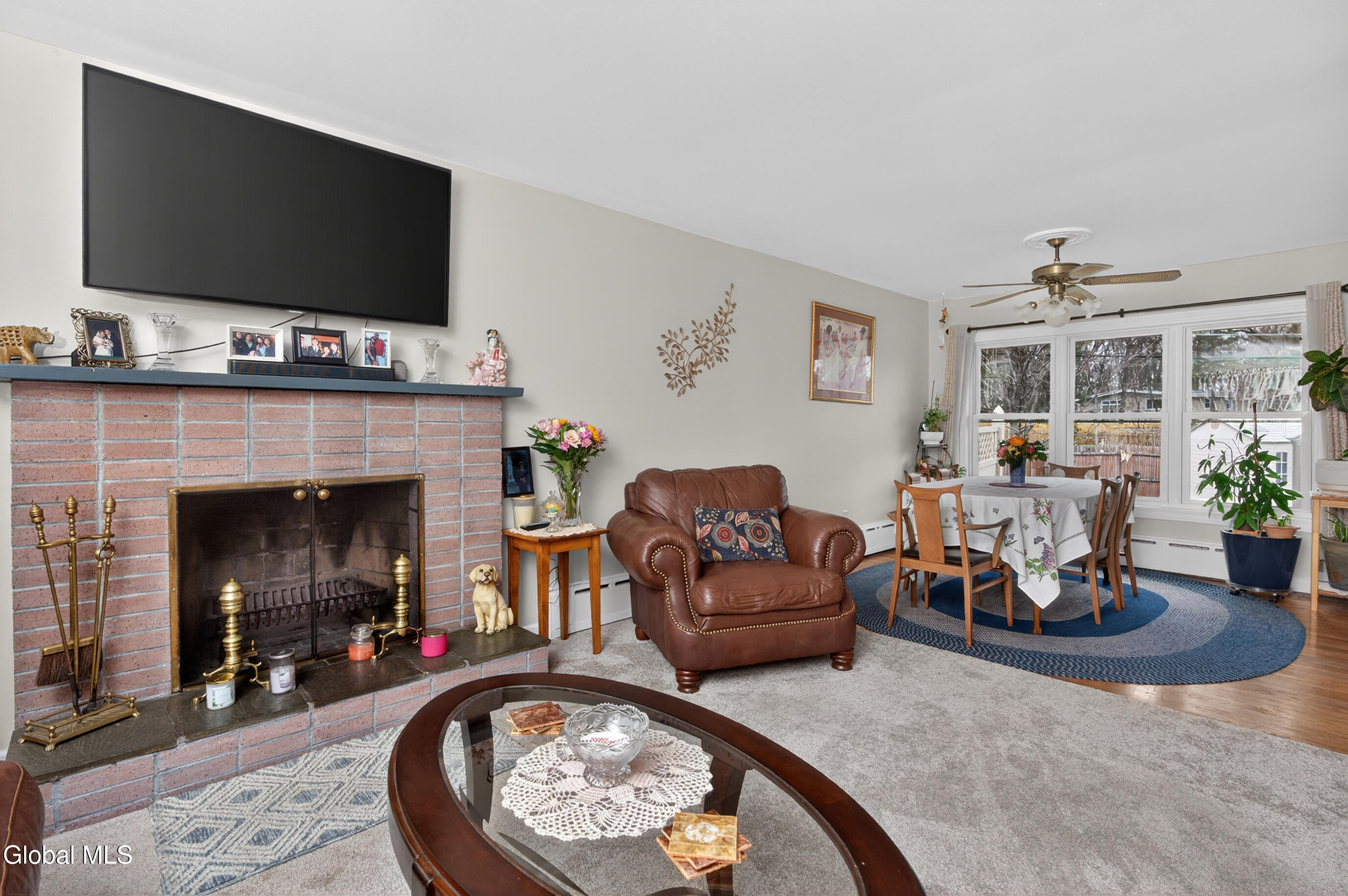 6 Nicholas Drive Albany NY 12205
