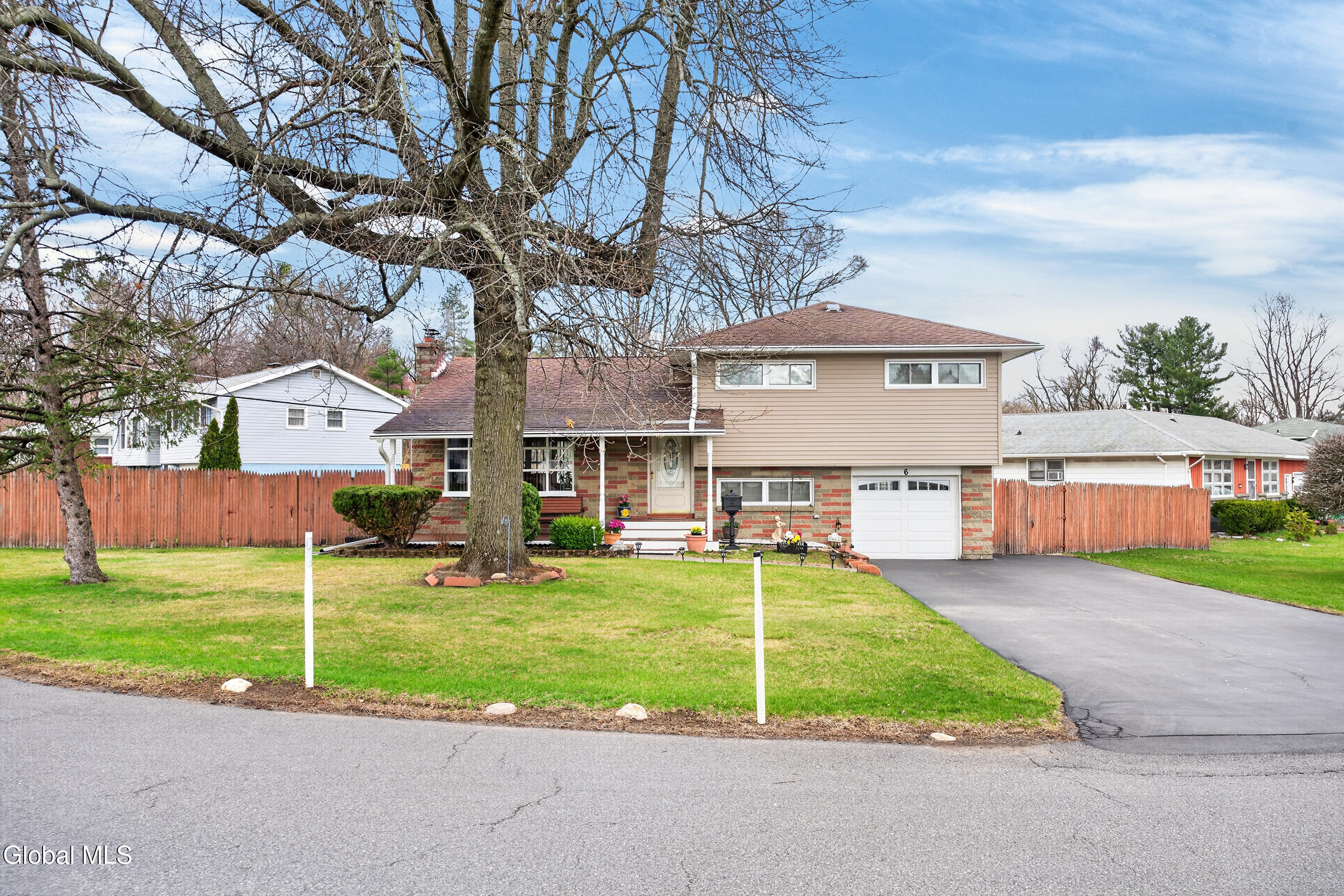 6 Nicholas Drive Albany NY 12205