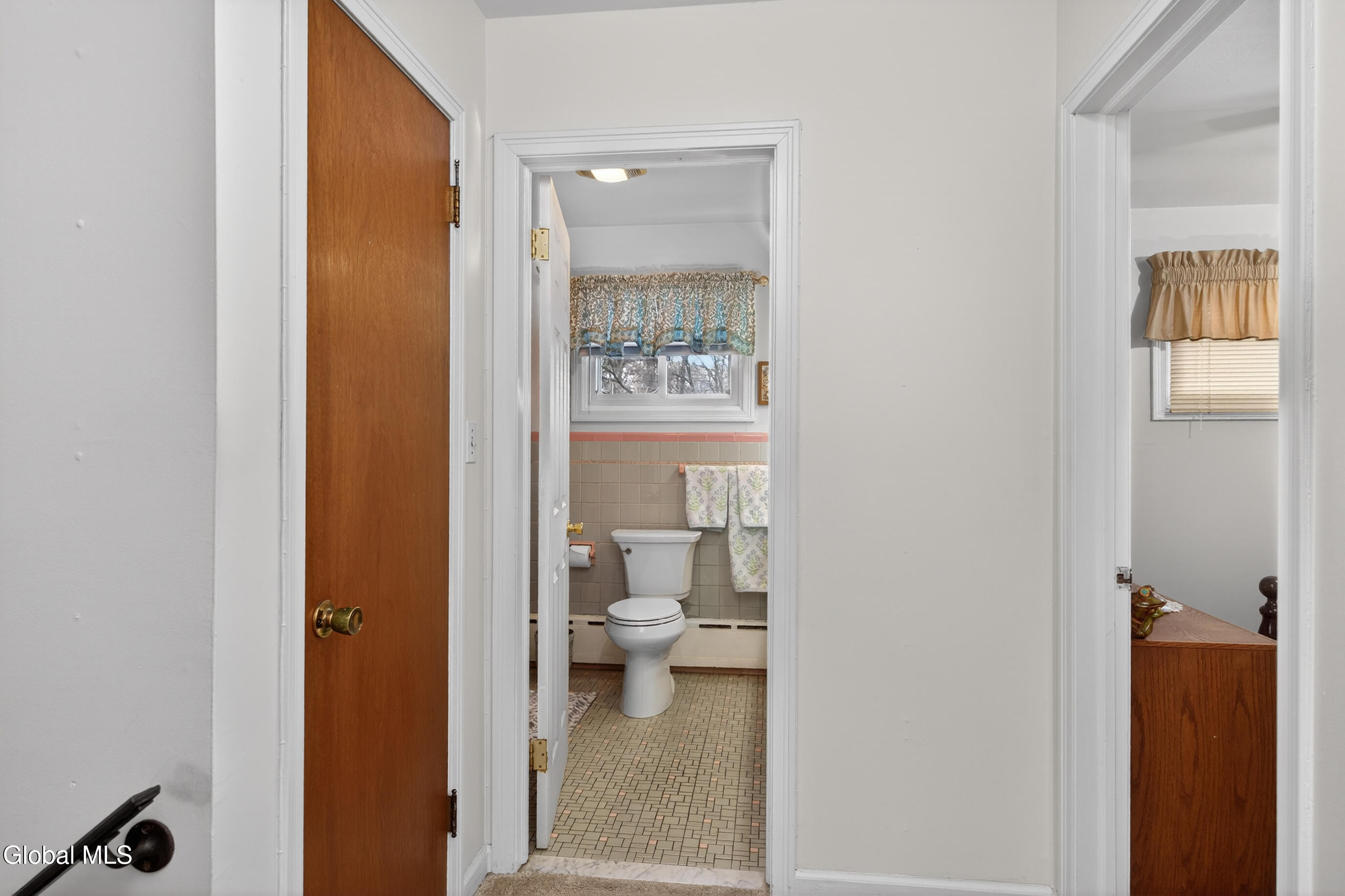 6 Nicholas Drive Albany NY 12205