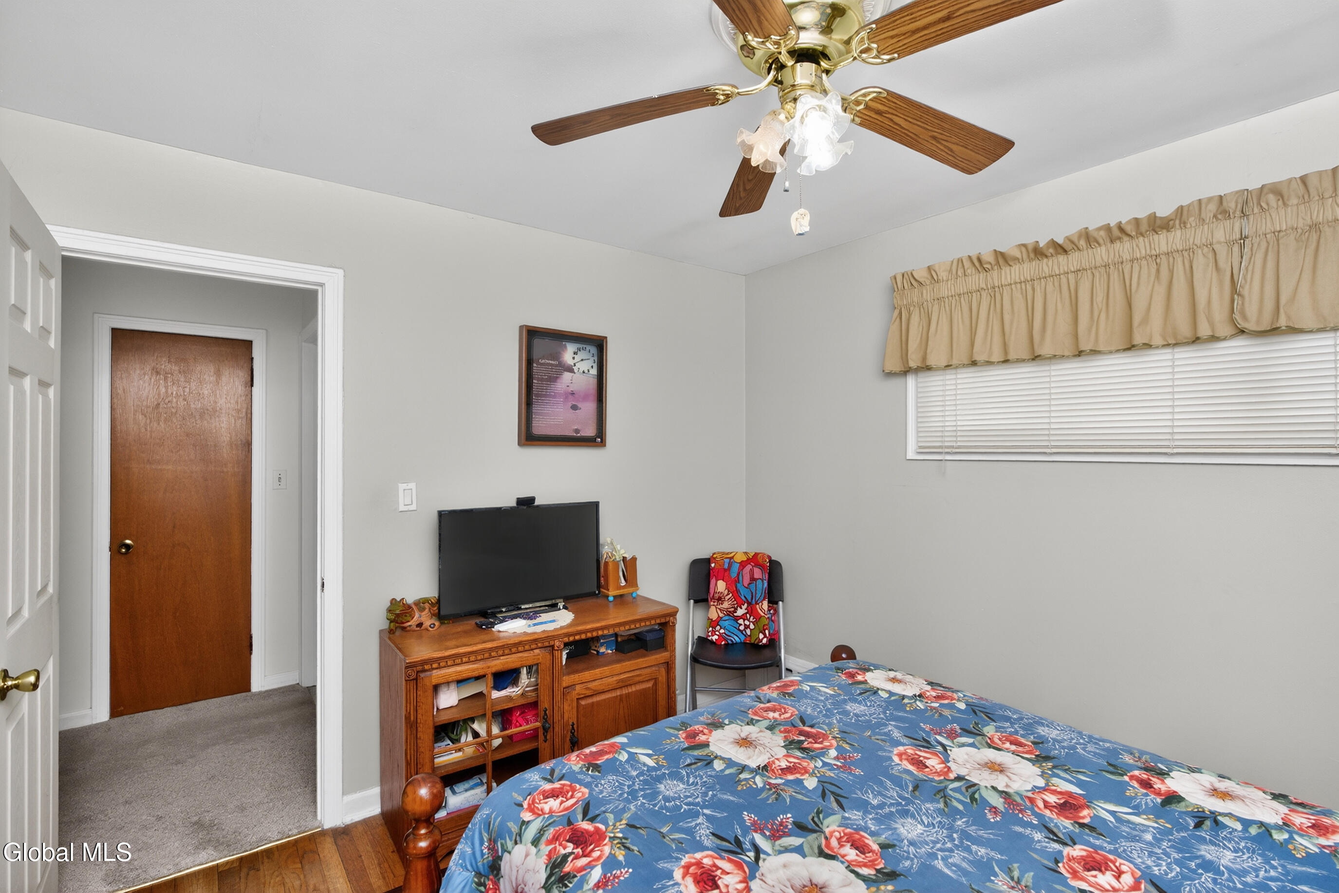 6 Nicholas Drive Albany NY 12205
