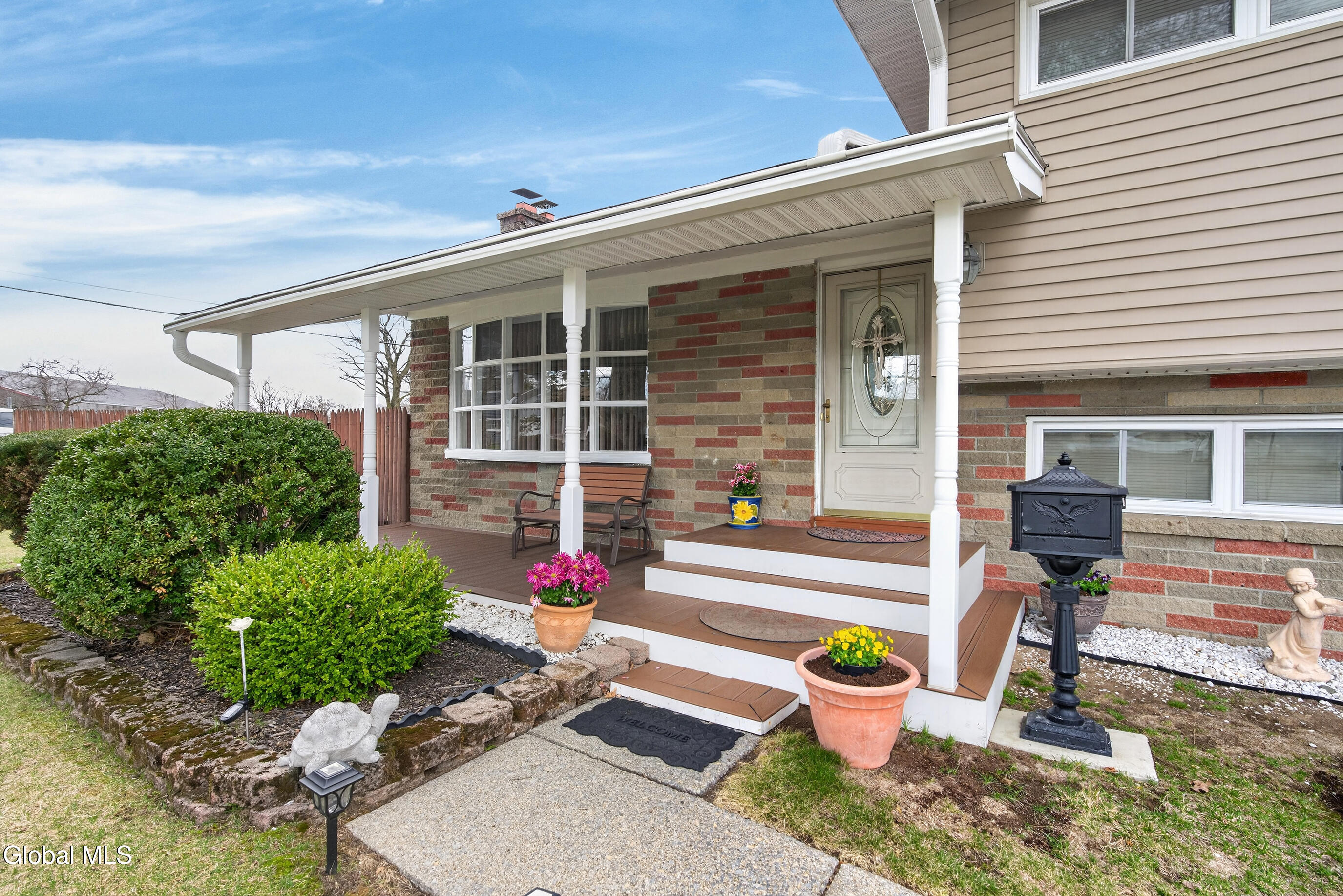 6 Nicholas Drive Albany NY 12205