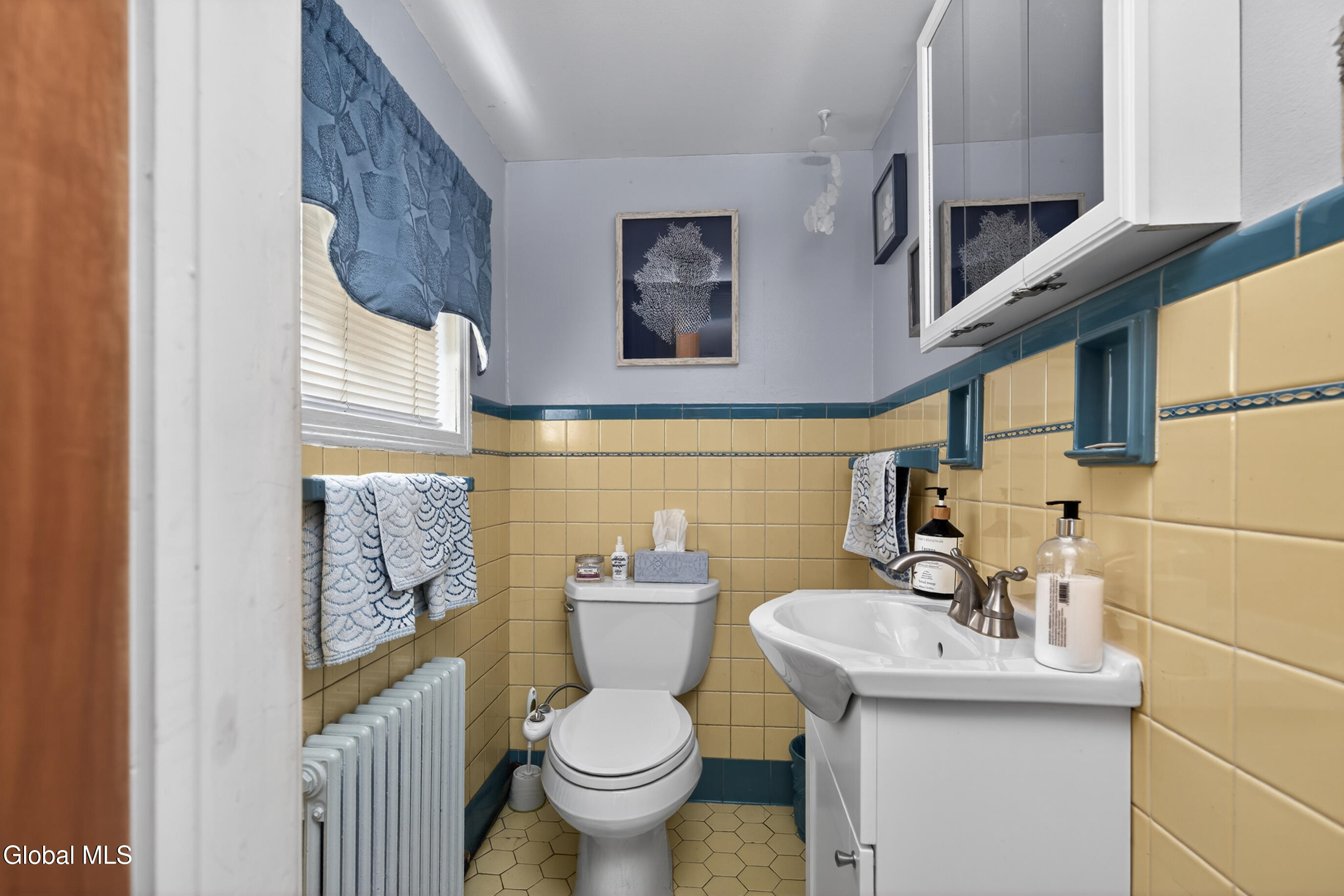 6 Nicholas Drive Albany NY 12205