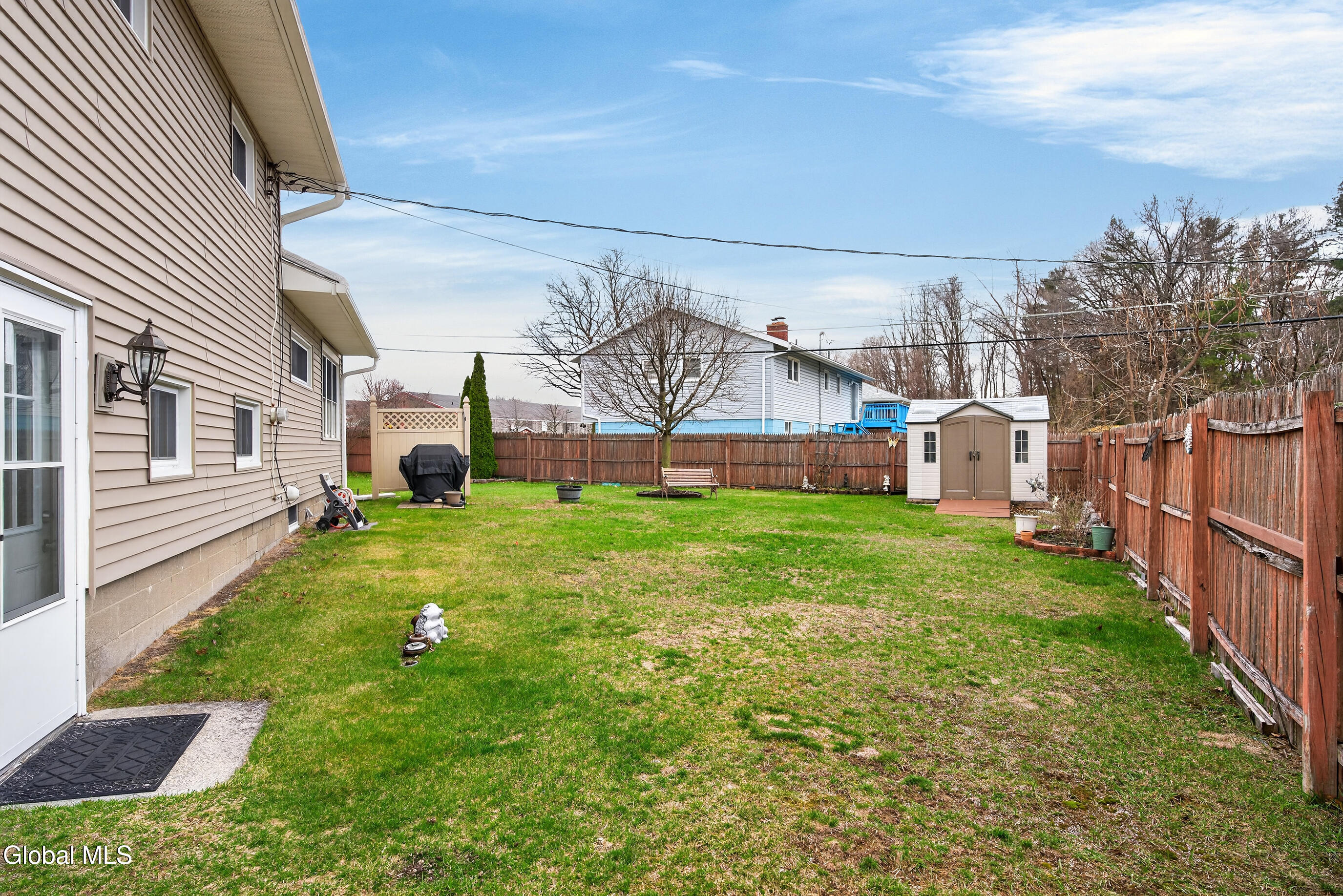 6 Nicholas Drive Albany NY 12205