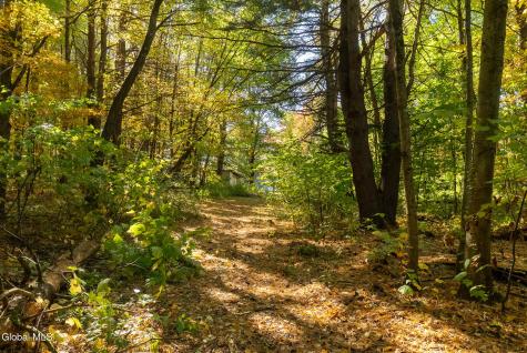 82 Log Woods Road Troy NY 12180