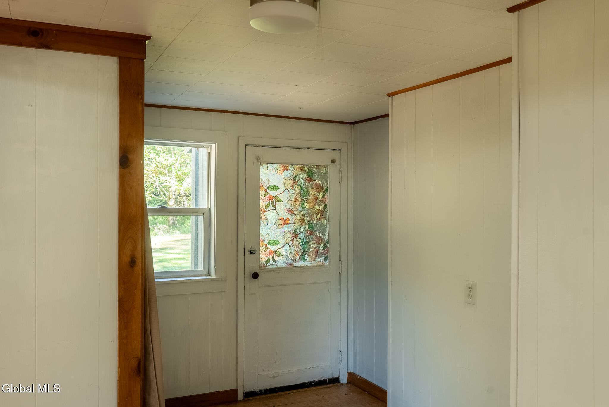 82 Log Woods Road Troy NY 12180