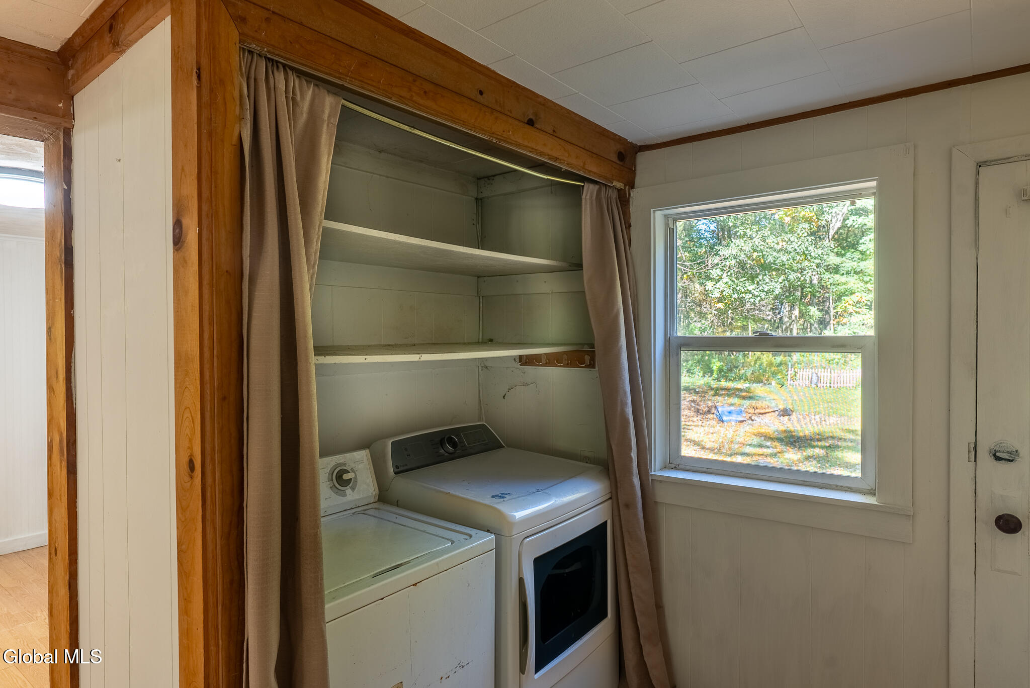 82 Log Woods Road Troy NY 12180