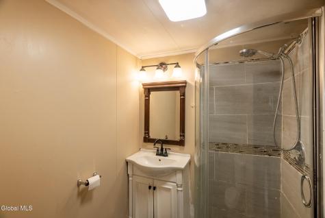 82 Log Woods Road Troy NY 12180