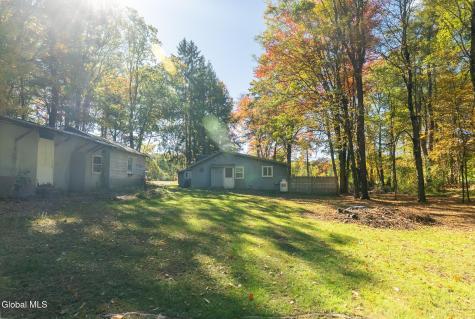 82 Log Woods Road Troy NY 12180