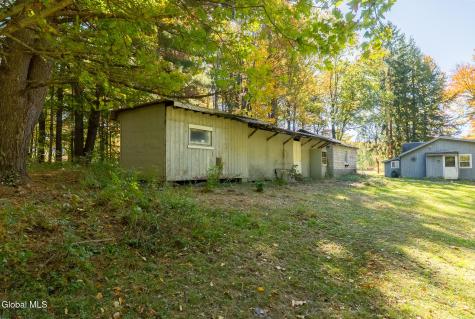 82 Log Woods Road Troy NY 12180