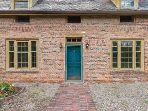 100 Truax Lane Guilderland NY 12084