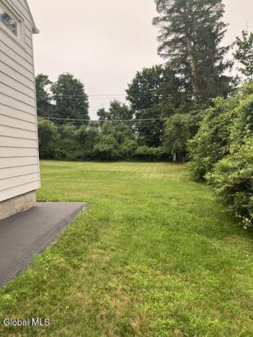 10 Maybrook Drive Schenectady NY 12302