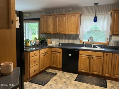 10 Maybrook Drive Schenectady NY 12302