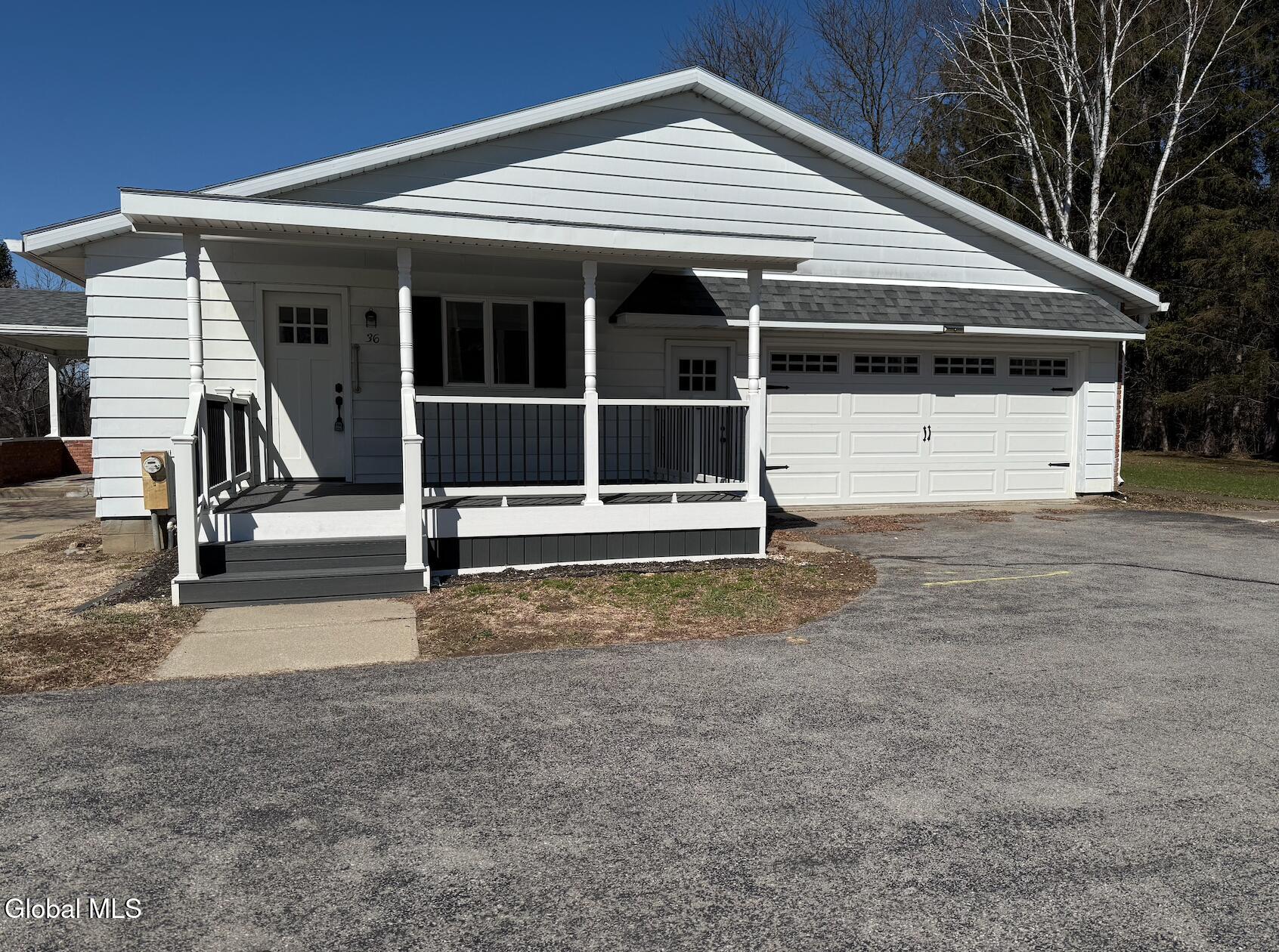36 O'neil Avenue Johnstown NY 12095