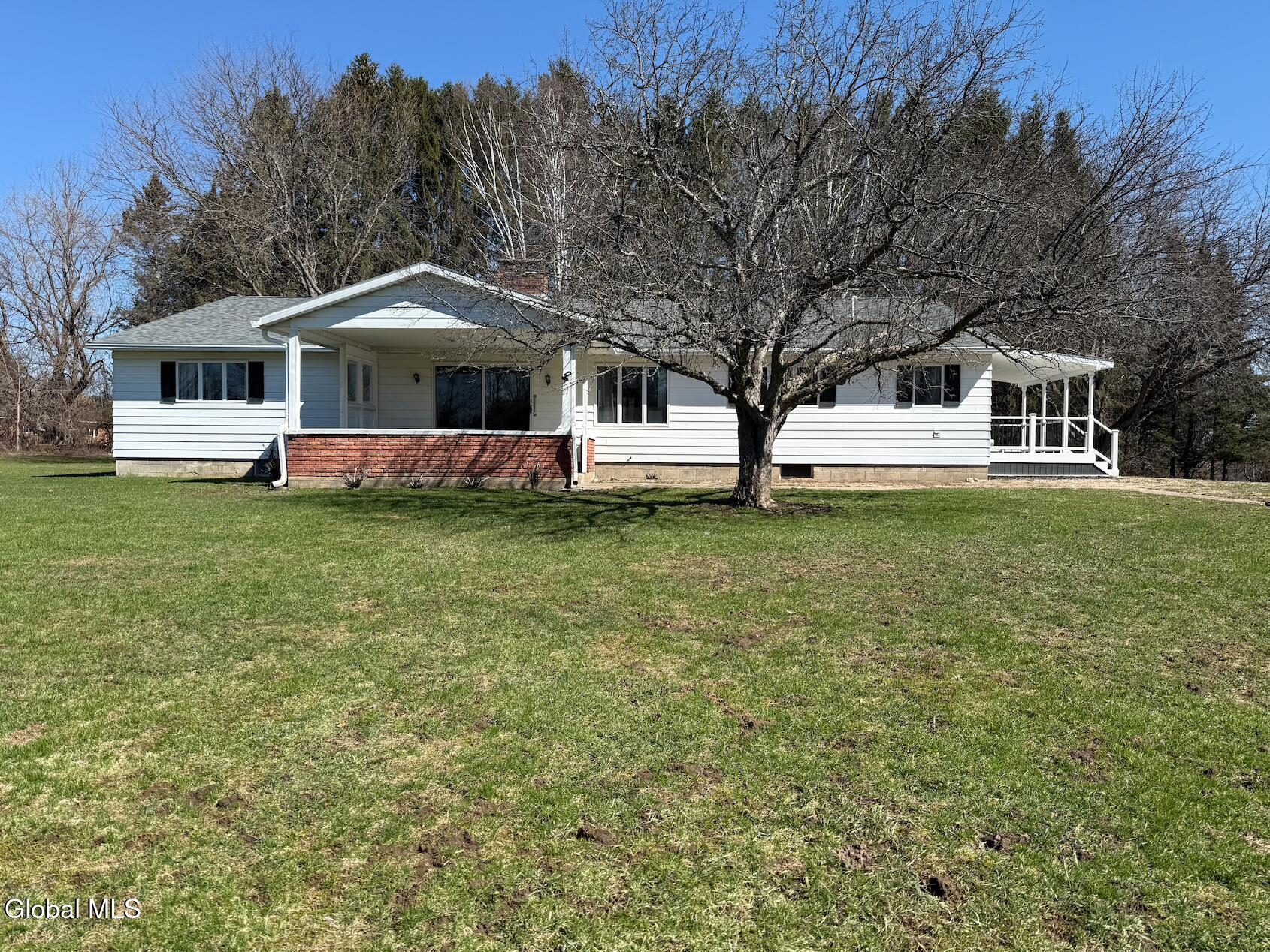 36 O'neil Avenue Johnstown NY 12095