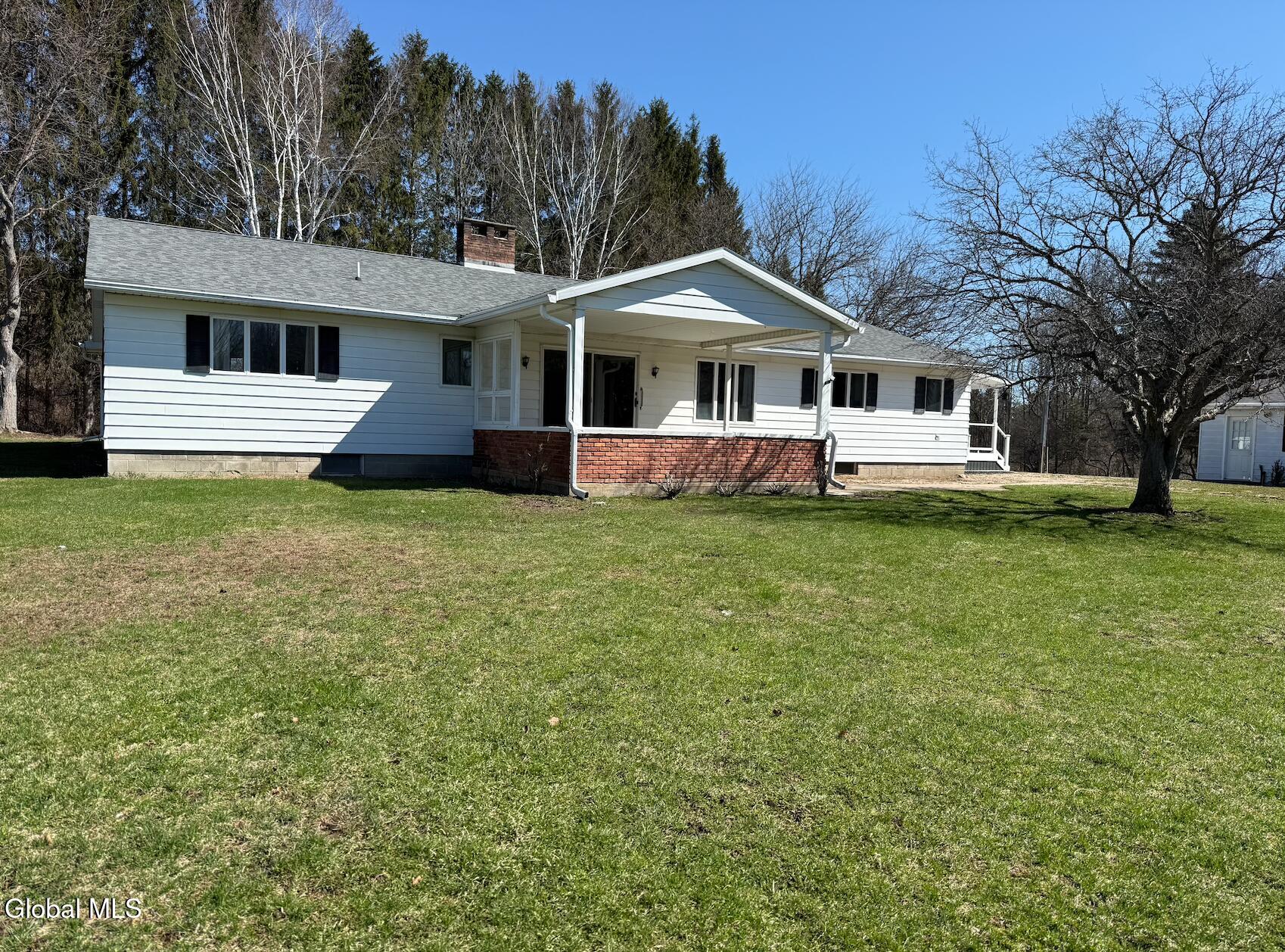 36 O'neil Avenue Johnstown NY 12095