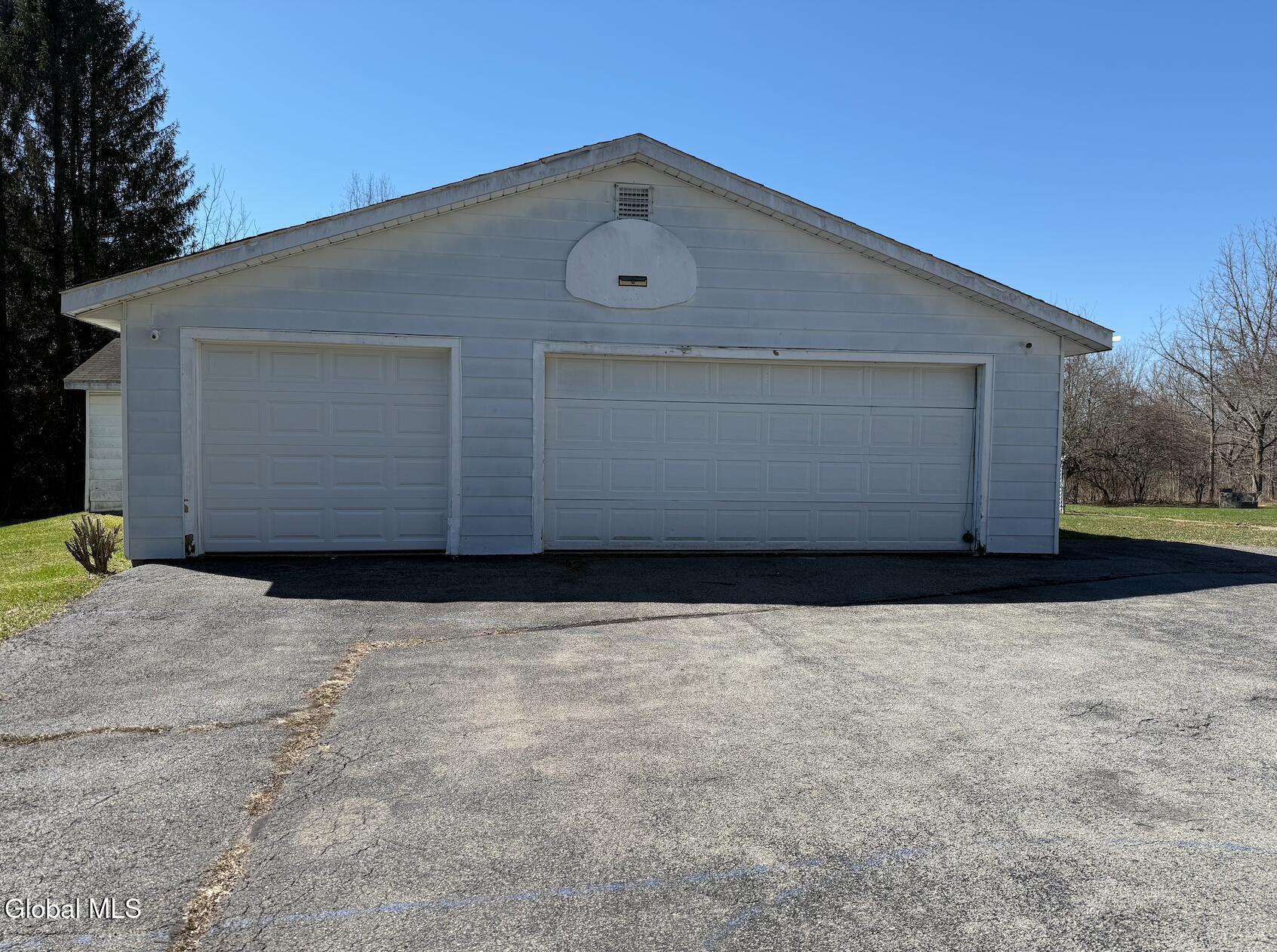 36 O'neil Avenue Johnstown NY 12095