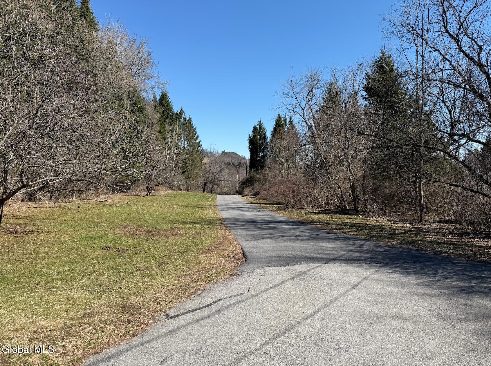 36 O'neil Avenue Johnstown NY 12095