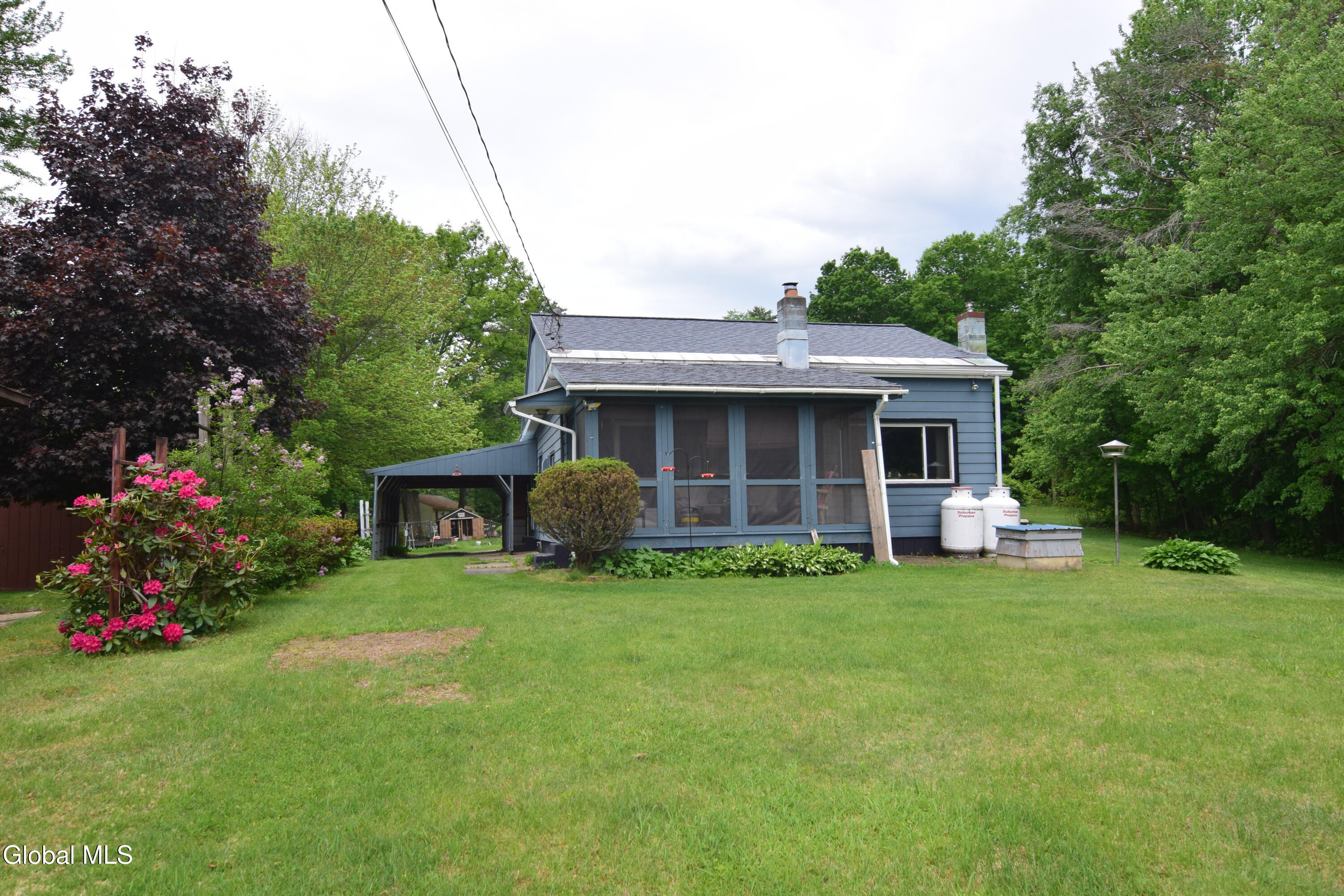 1029 Camp Avenue Broadalbin NY 12025