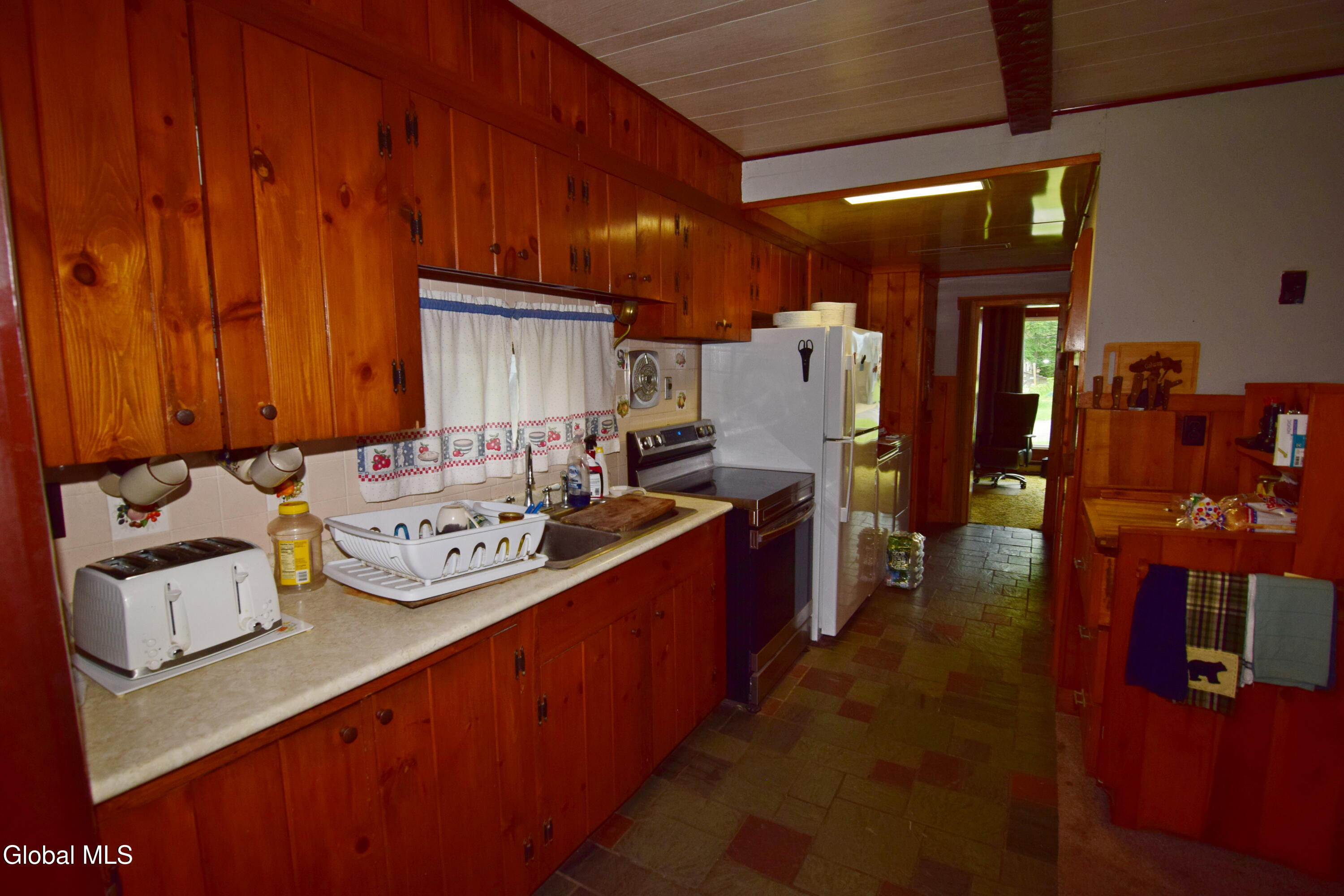 1029 Camp Avenue Broadalbin NY 12025