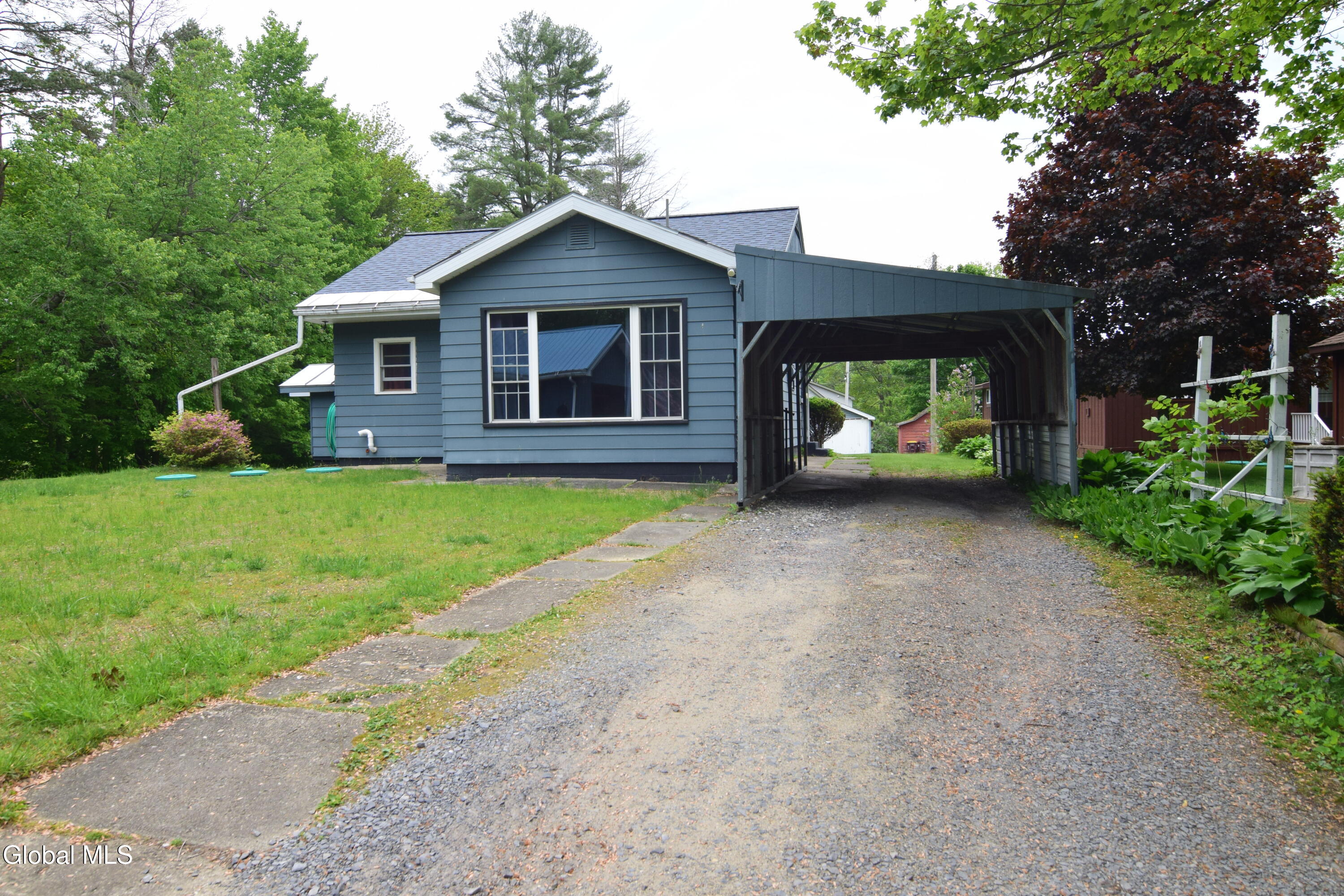 1029 Camp Avenue Broadalbin NY 12025