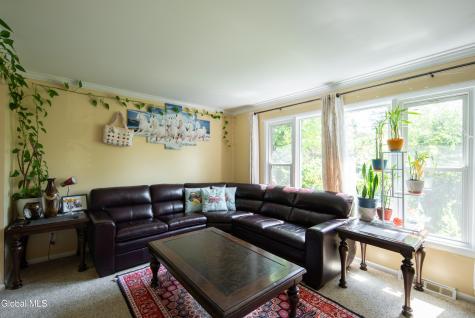 51 Aspen Circle Albany NY 12208