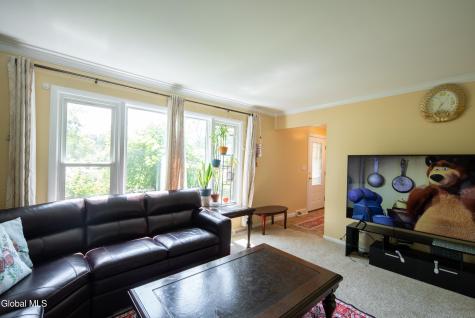 51 Aspen Circle Albany NY 12208