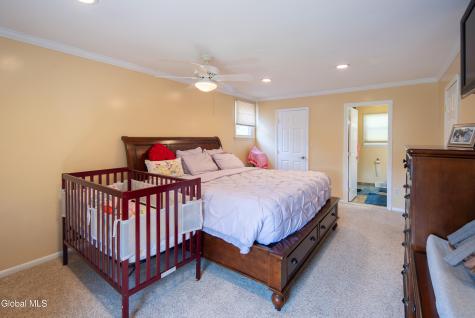 51 Aspen Circle Albany NY 12208