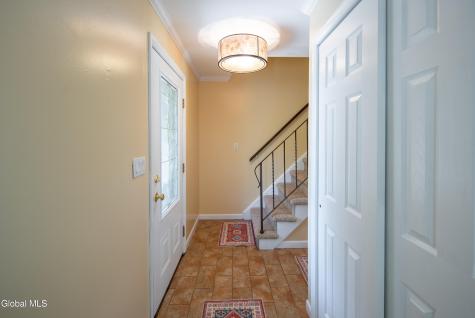 51 Aspen Circle Albany NY 12208