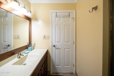 51 Aspen Circle Albany NY 12208