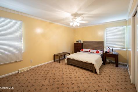 51 Aspen Circle Albany NY 12208