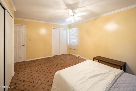 51 Aspen Circle Albany NY 12208