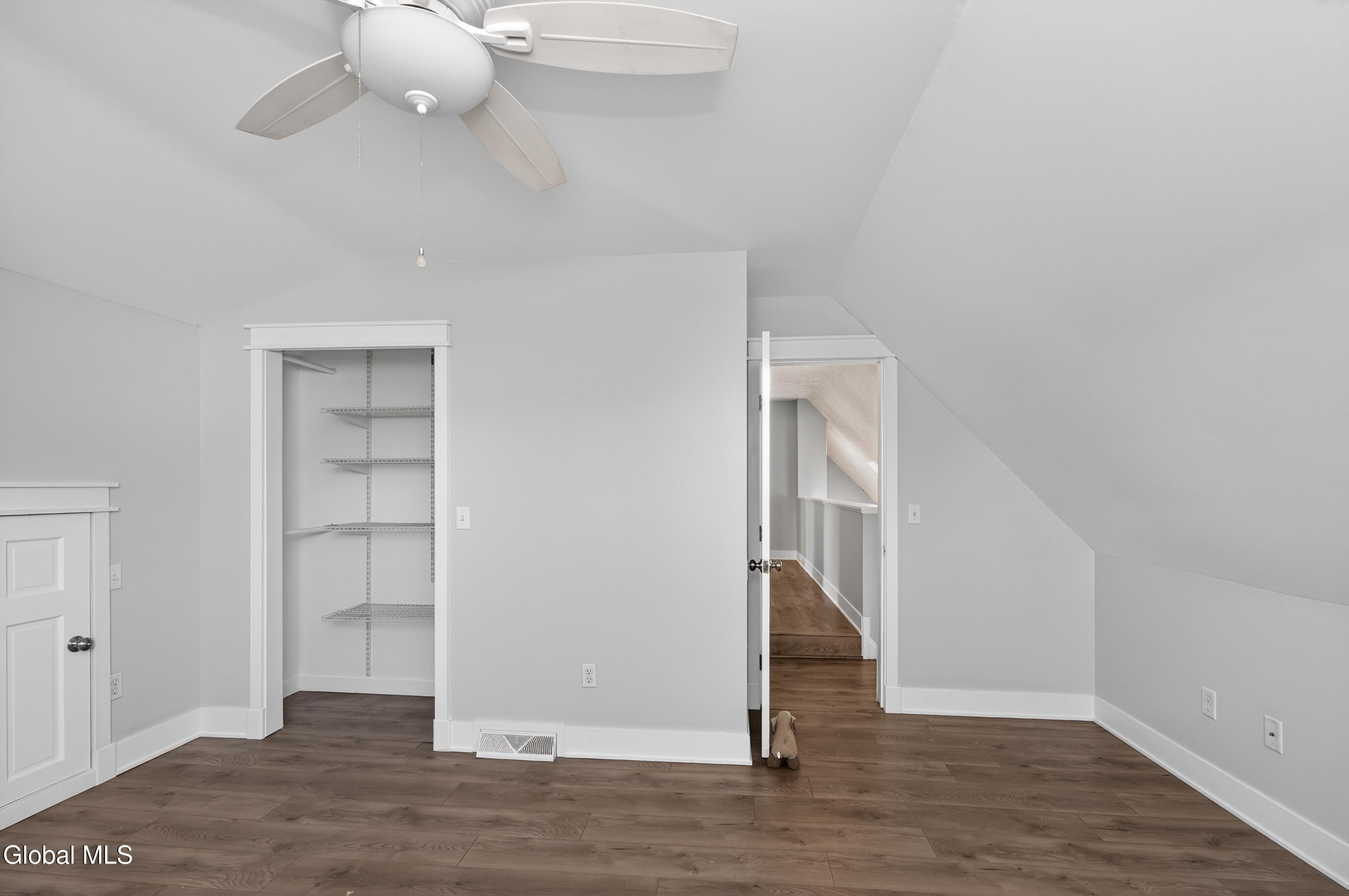 205 Schoolhouse Road Albany NY 12203
