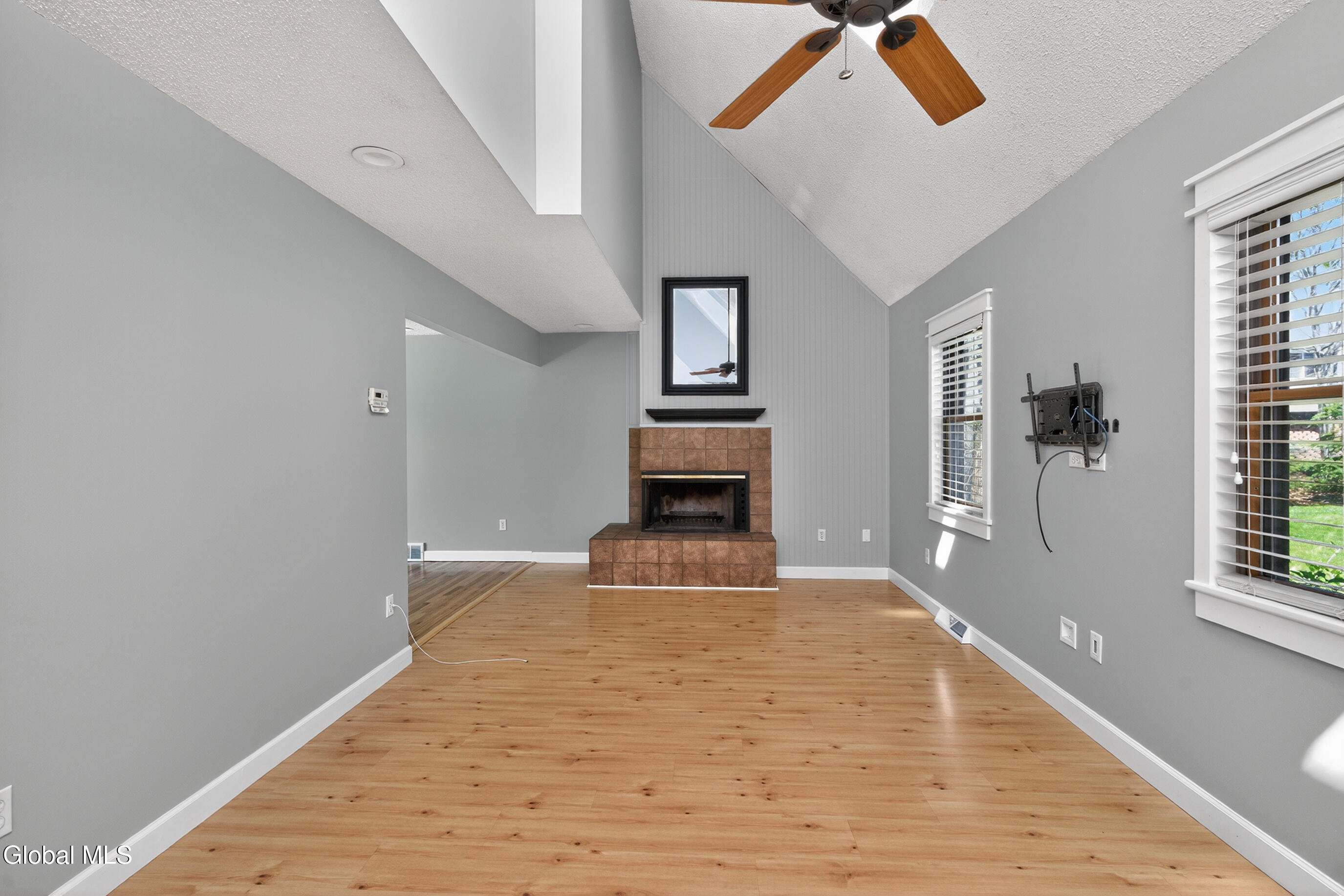 205 Schoolhouse Road Albany NY 12203