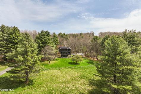 41 Chicory Lane Austerlitz NY 12017
