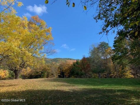 1274 Pilot Knob Road Kattskill Bay NY 12844