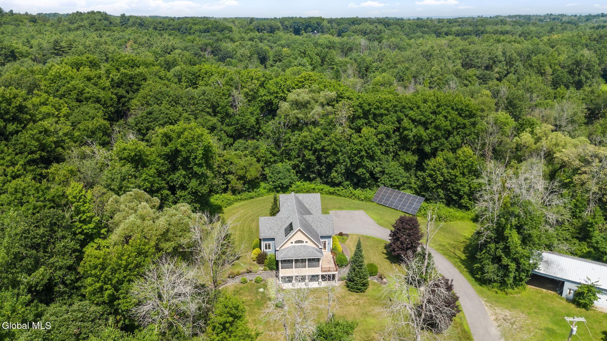 12 Lakeshore Avenue Ballston Lake NY 12019