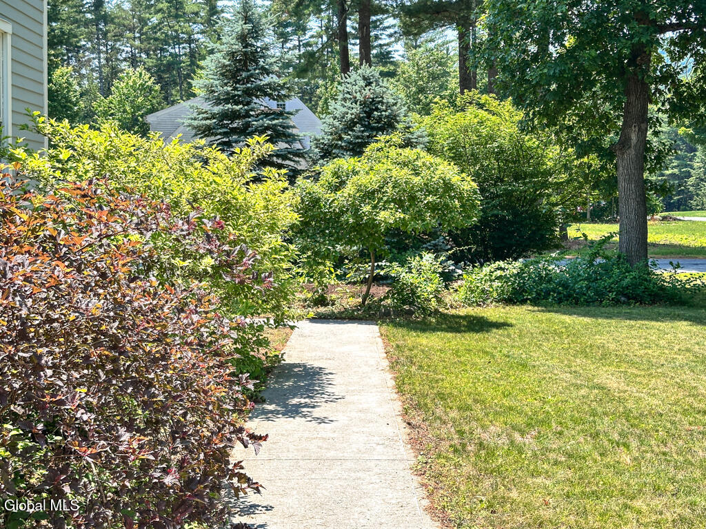 4 Lantern Hill Road Queensbury NY 12804