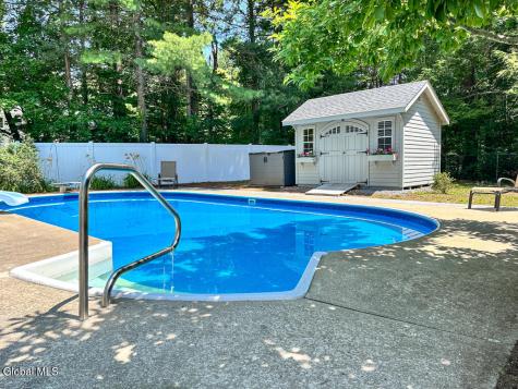 4 Lantern Hill Road Queensbury NY 12804
