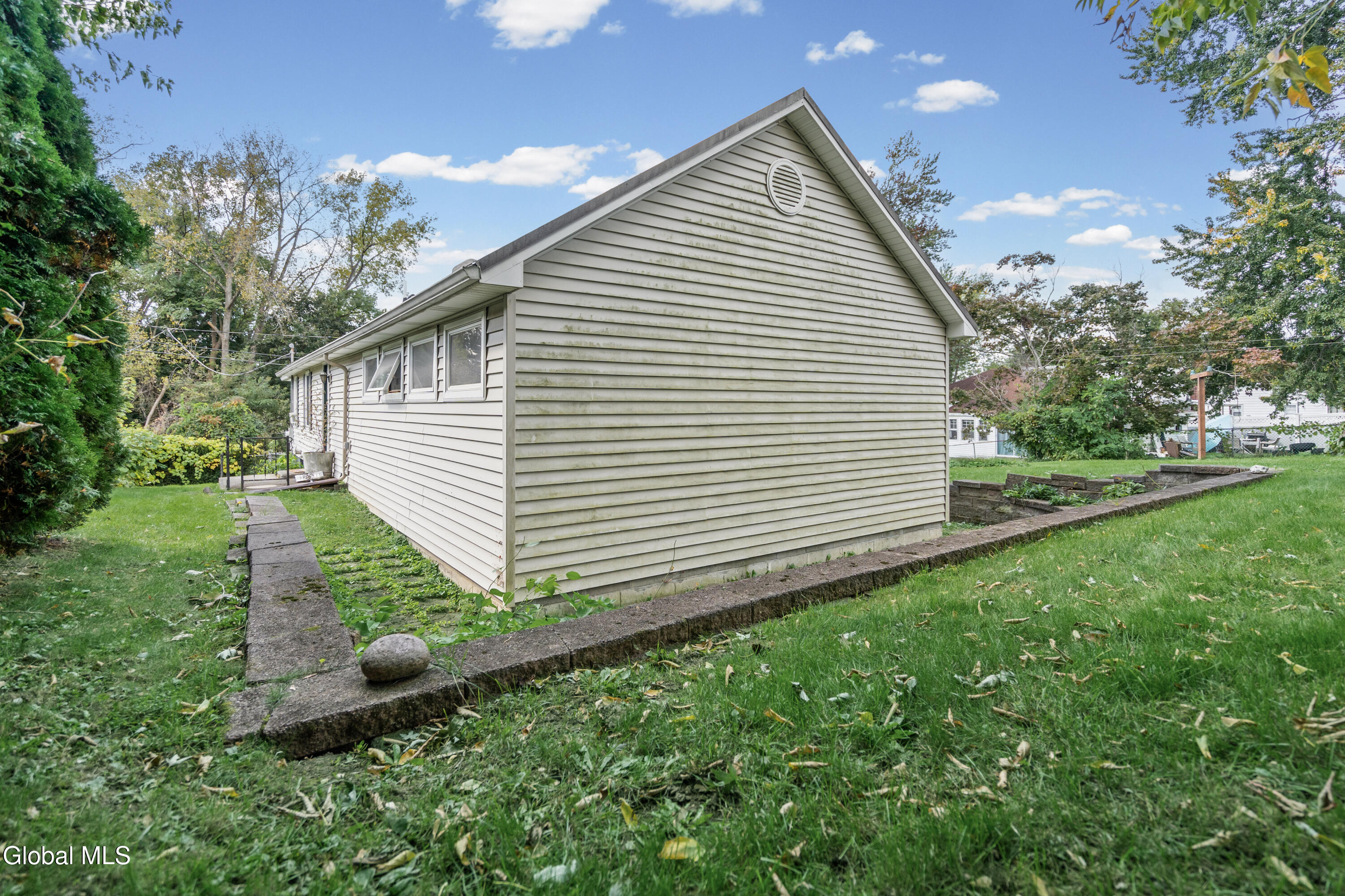 10 New York Avenue Rensselaer NY 12144