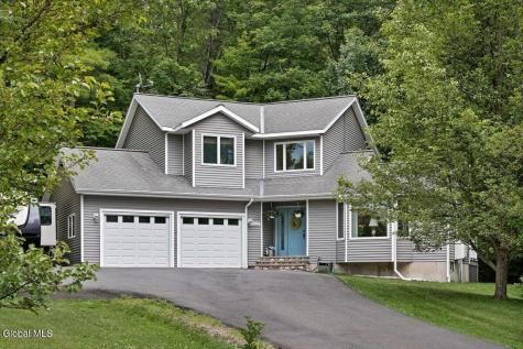 2598 New York 43 Averill Park NY 12018