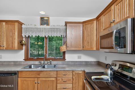 2598 New York 43 Averill Park NY 12018