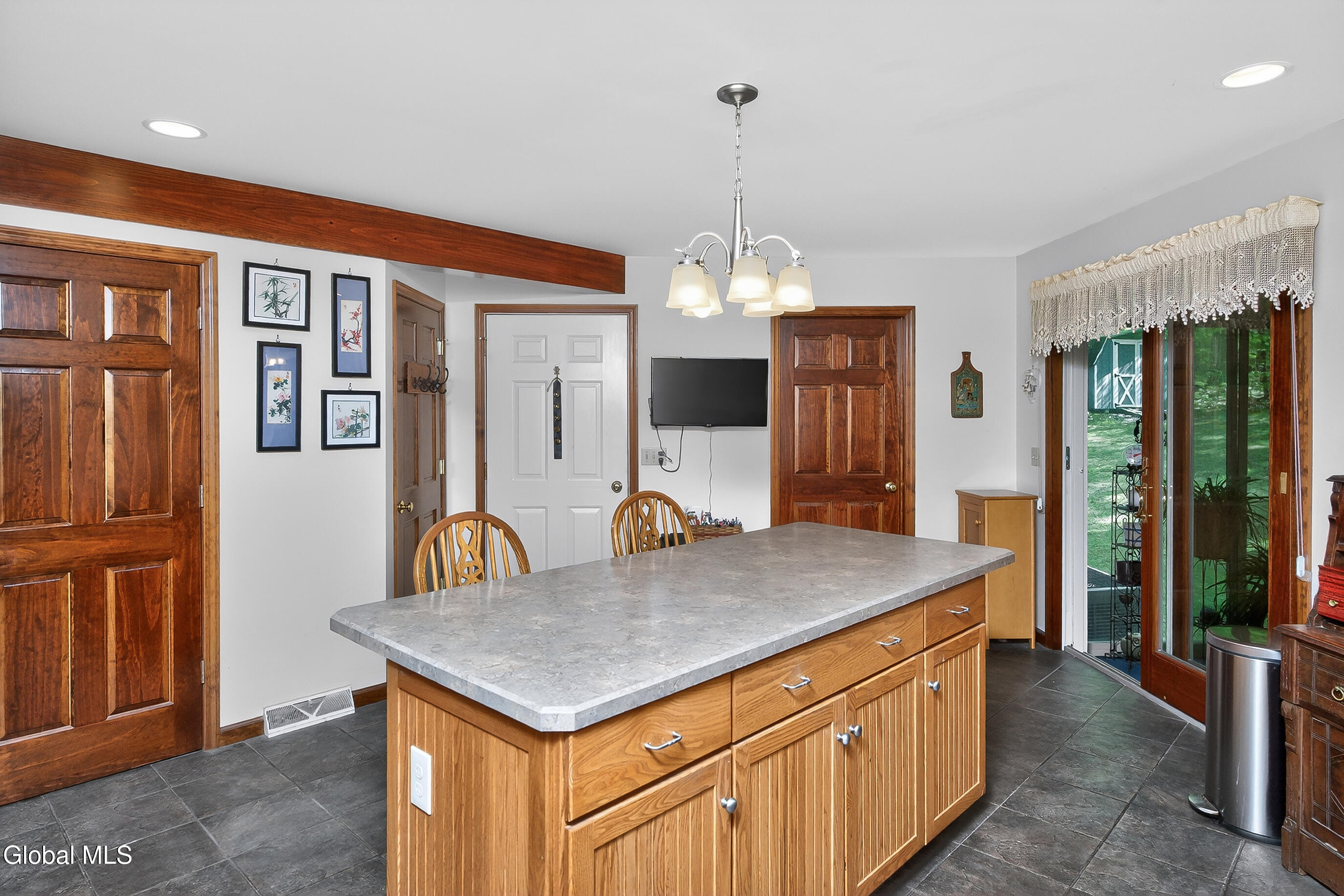 2598 New York 43 Averill Park NY 12018