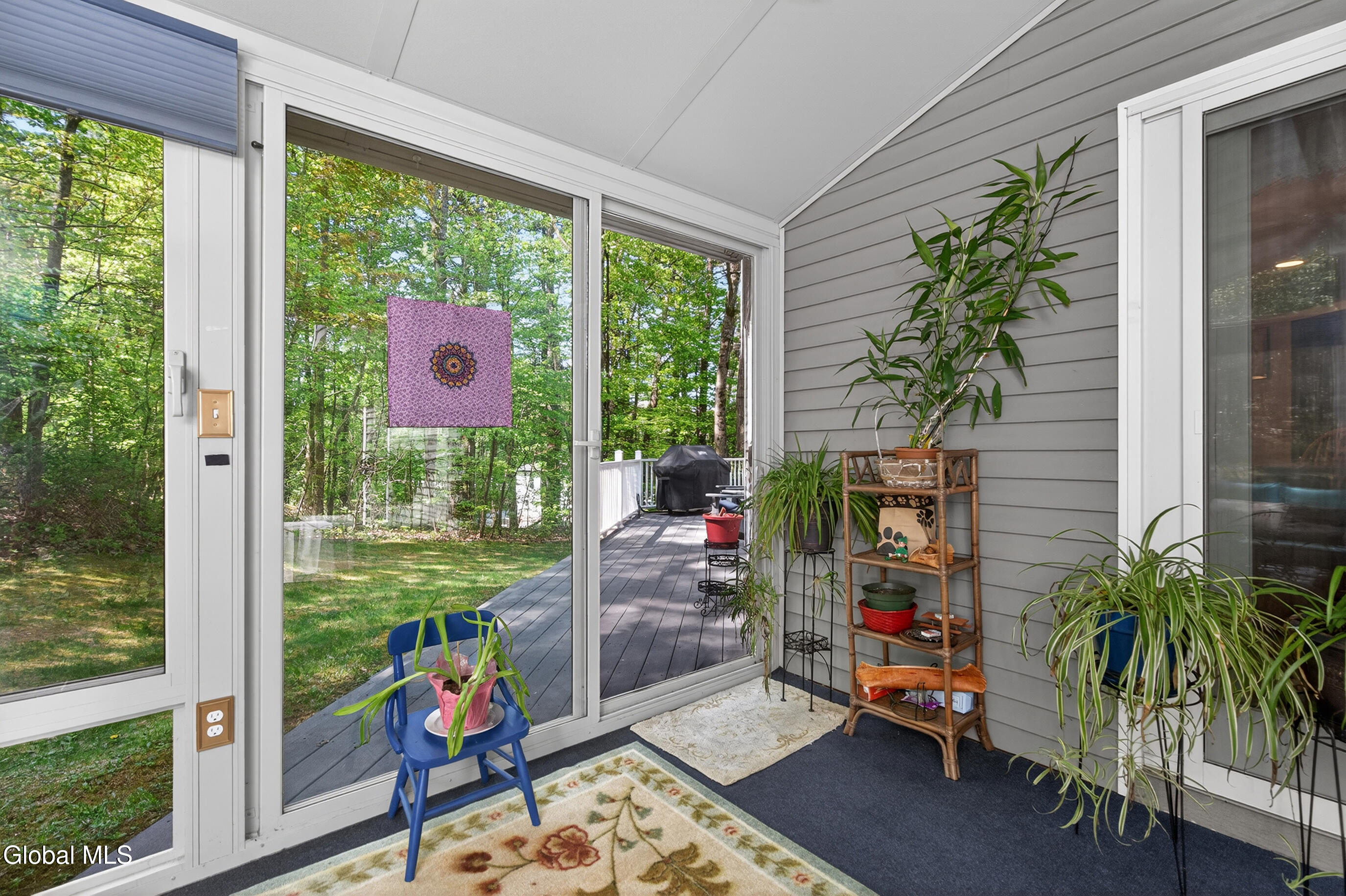 2598 New York 43 Averill Park NY 12018