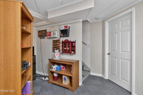 2598 New York 43 Averill Park NY 12018
