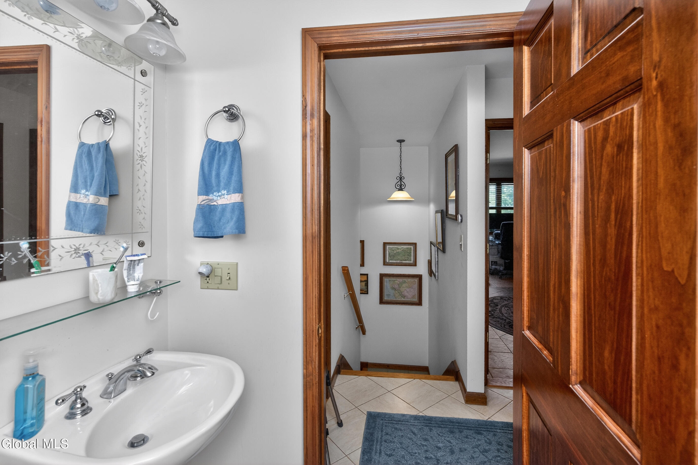 2598 New York 43 Averill Park NY 12018