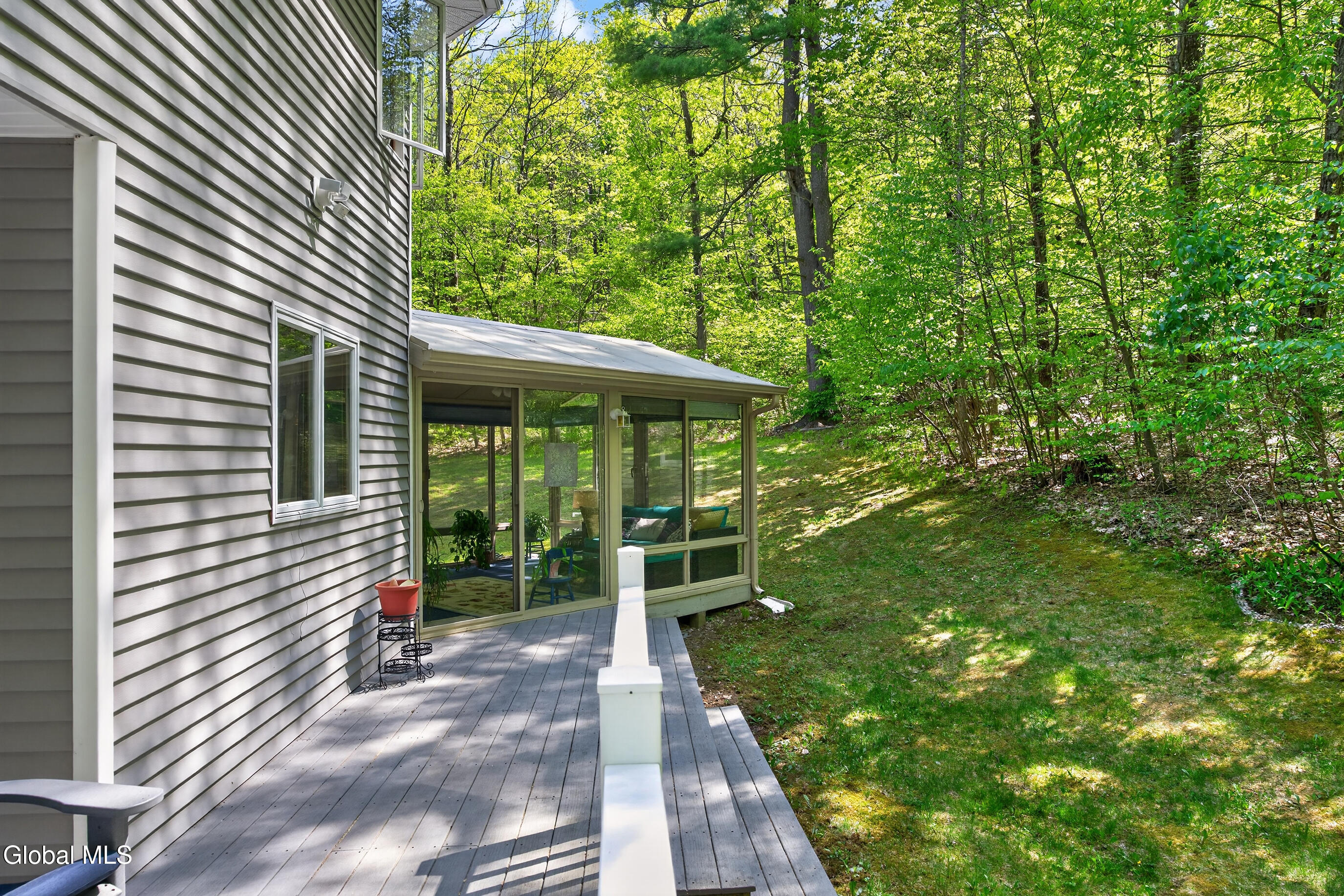 2598 New York 43 Averill Park NY 12018
