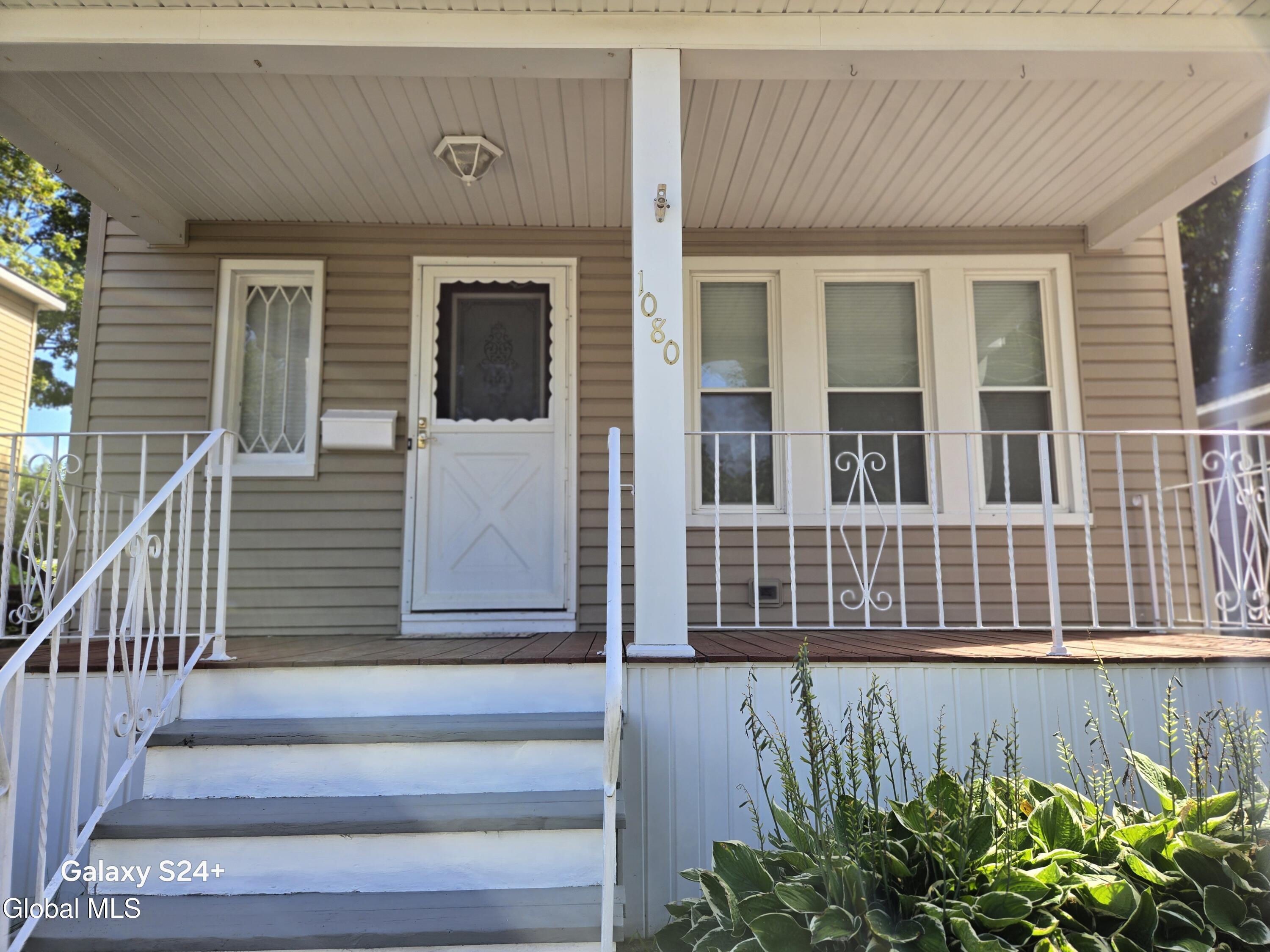1080 Keyes Avenue Schenectady NY 12309