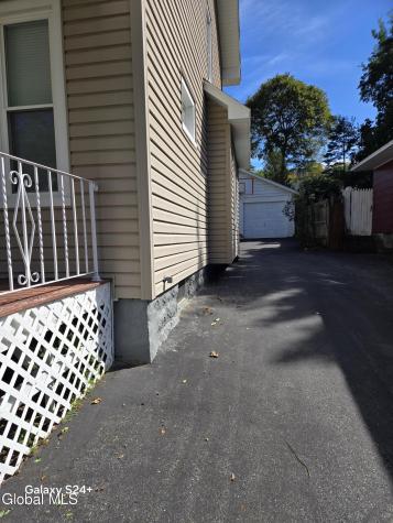 1080 Keyes Avenue Schenectady NY 12309