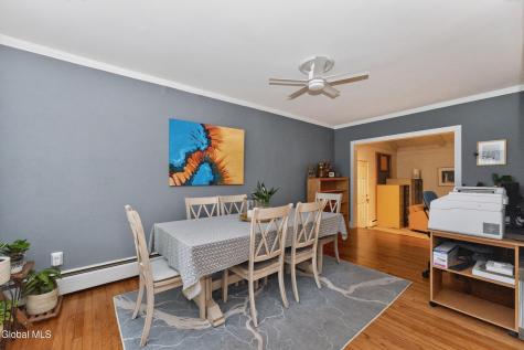 806 Curry Road Schenectady NY 12306