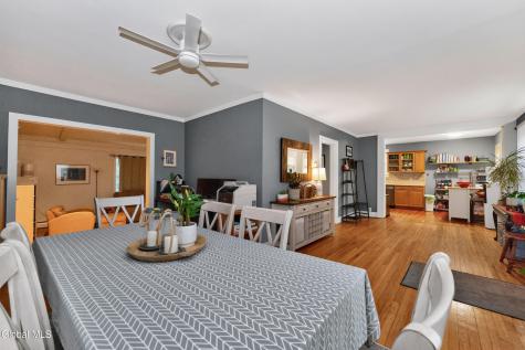 806 Curry Road Schenectady NY 12306